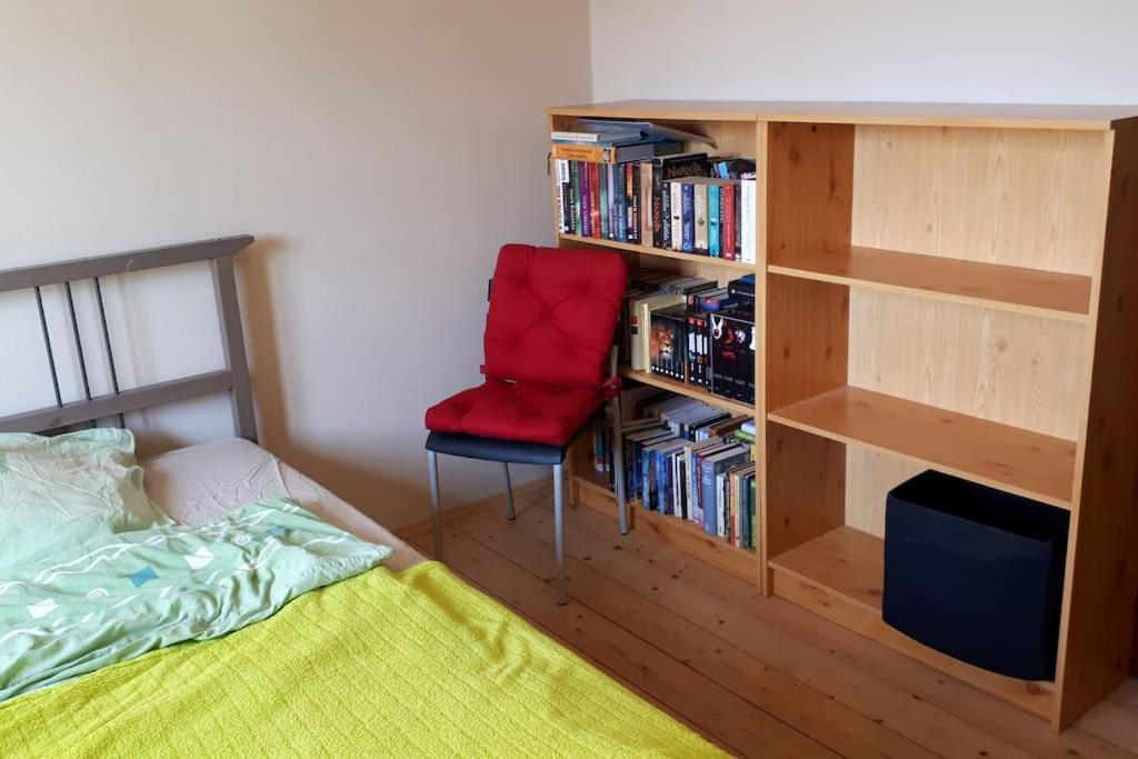 Private Room In Our Home With Free Vvo Ticket & Cats Pirna Eksteriør bilde